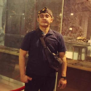 Bapak Eka – EK House